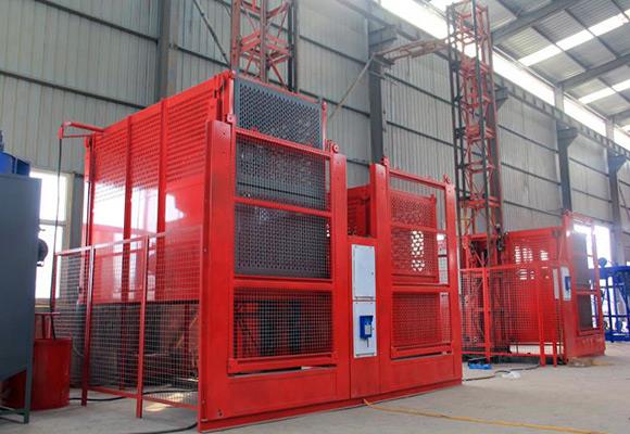 Будівельний підйомник серії SC